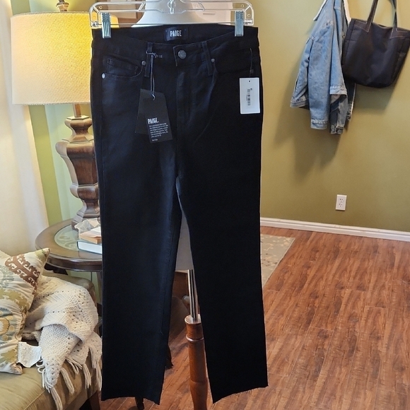 NWT Paige Jacqueline Straight High Rise Crop Black Denim Jeans-Size 28​​​​ - Picture 1 of 5